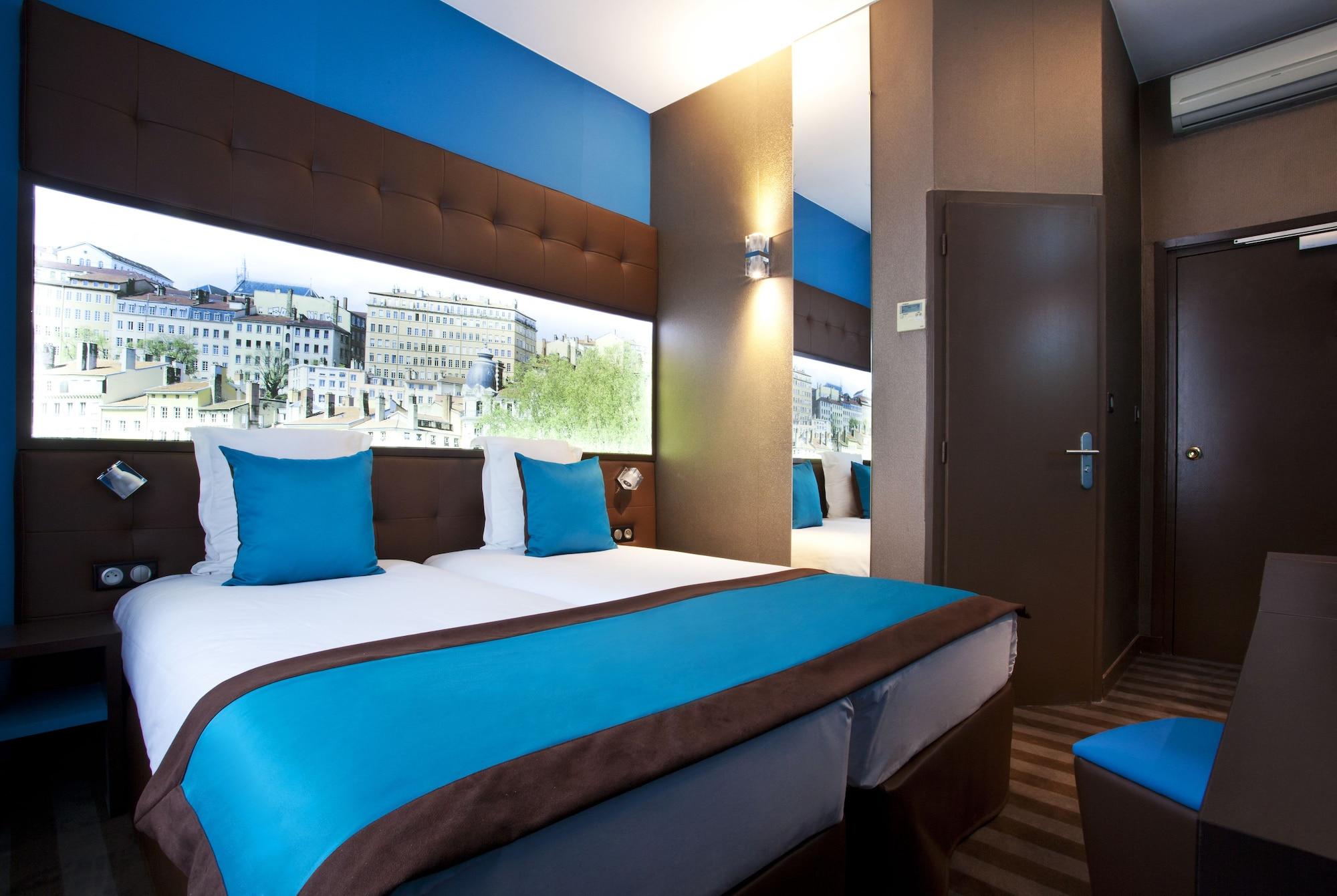 Hotel Des Savoies Lyon Perrache Екстериор снимка