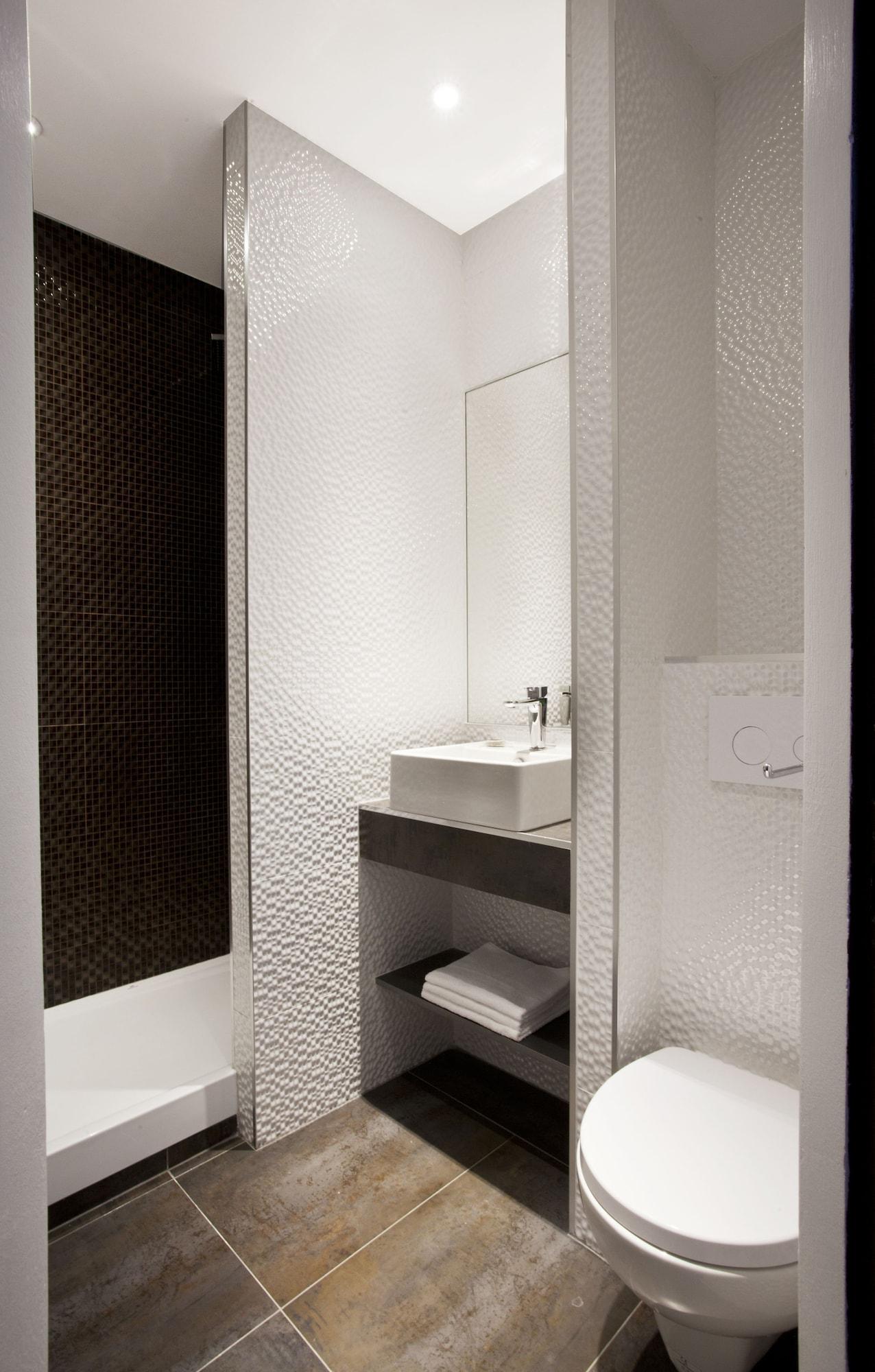 Hotel Des Savoies Lyon Perrache Екстериор снимка