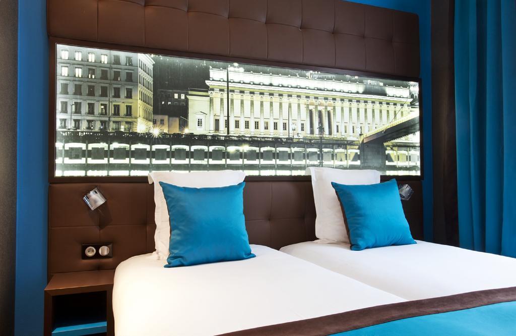 Hotel Des Savoies Lyon Perrache Екстериор снимка