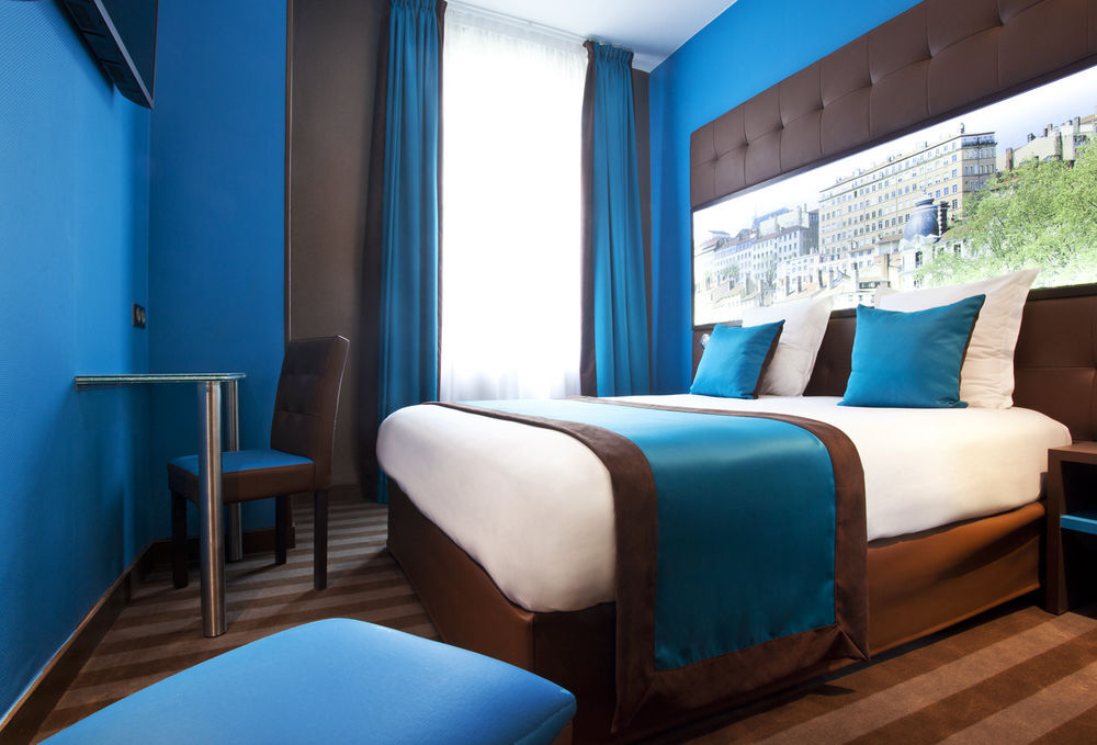 Hotel Des Savoies Lyon Perrache Екстериор снимка