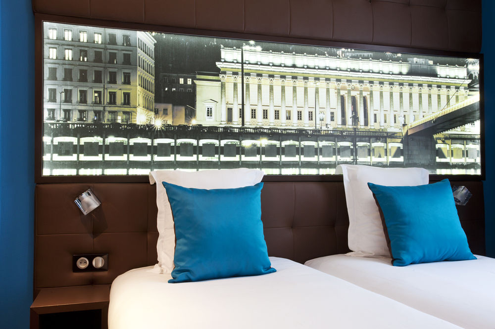 Hotel Des Savoies Lyon Perrache Екстериор снимка