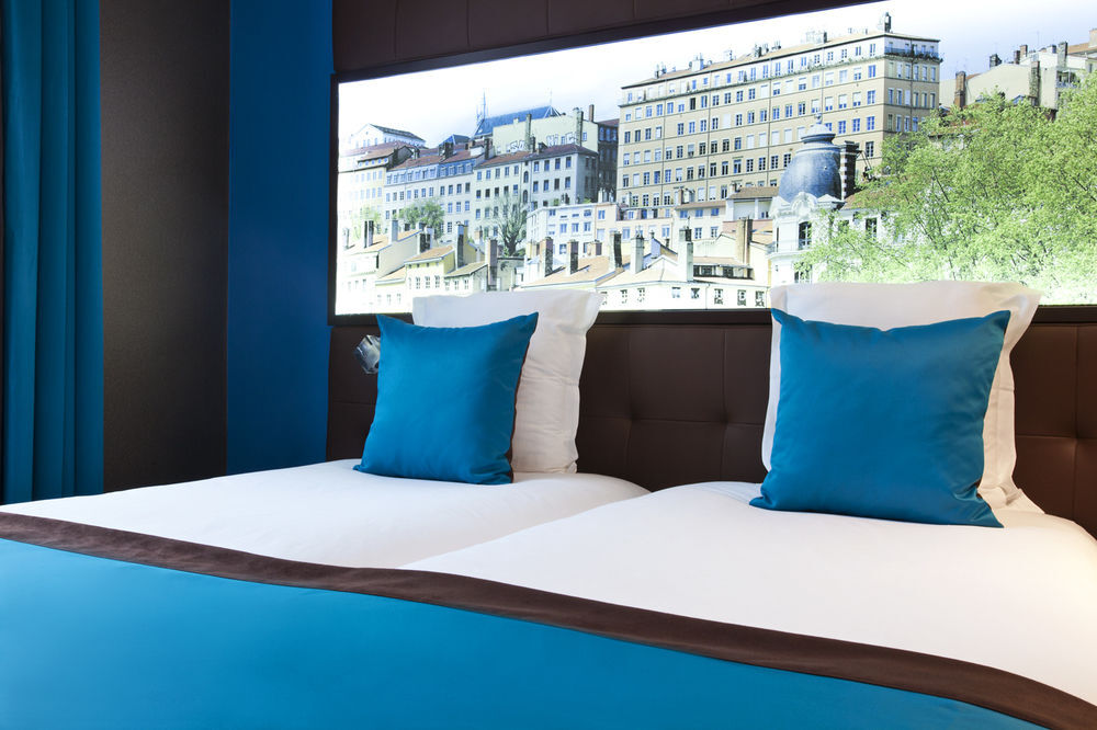 Hotel Des Savoies Lyon Perrache Екстериор снимка