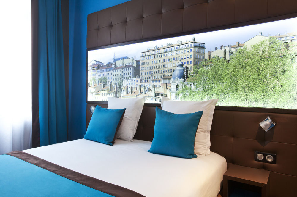 Hotel Des Savoies Lyon Perrache Екстериор снимка